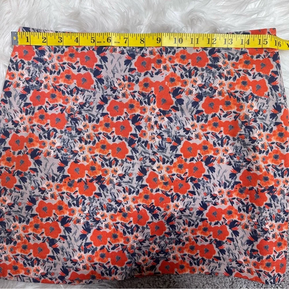 Club Monaco rowan  floral Skirt NWOT‎